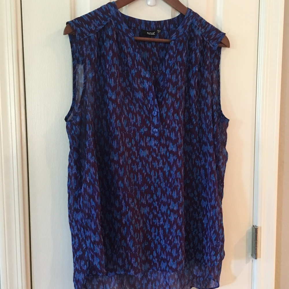 Sleeveless Blouse